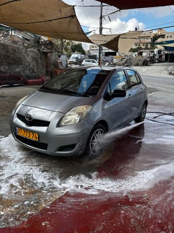 טויוטה יאריס