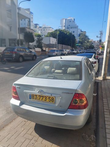 טויוטה קורולה