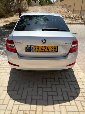 סקודה אוקטביה