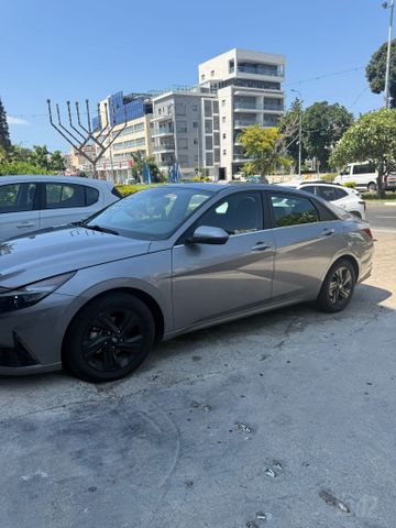 יונדאי אלנטרה