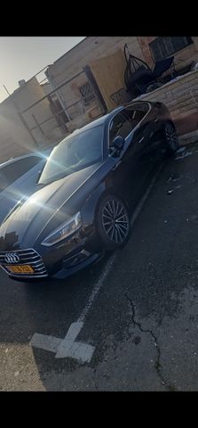 אאודי A5