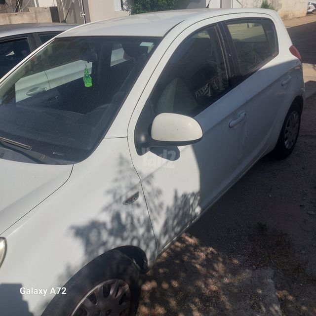יונדאי i20