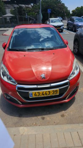 פיג'ו 208