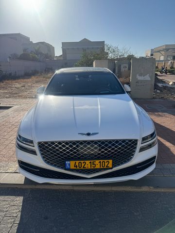 מודעת רכב ג'נסיס G80