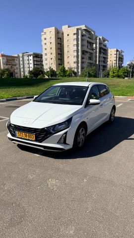 יונדאי i20