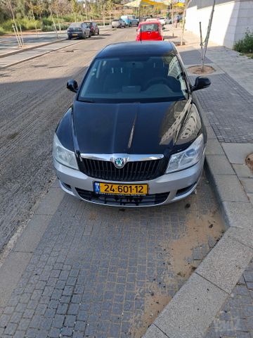סקודה אוקטביה