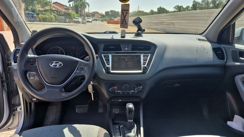 יונדאי i20