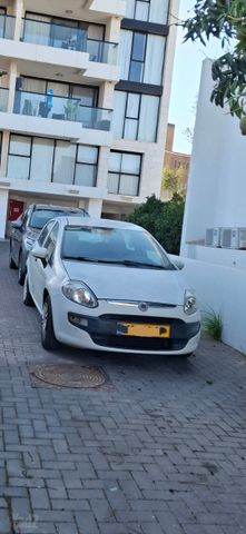 מודעת רכב פיאט פונטו