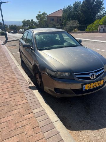 מודעת רכב הונדה אקורד