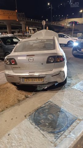 מודעת רכב מאזדה 3