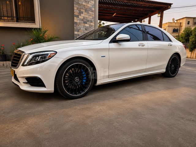 מודעת רכב מרצדס-בנץ S-class