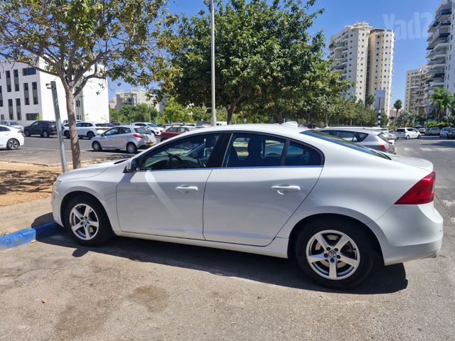 וולוו S60