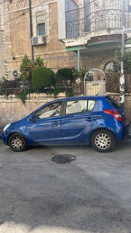 מודעת רכב יונדאי i20
