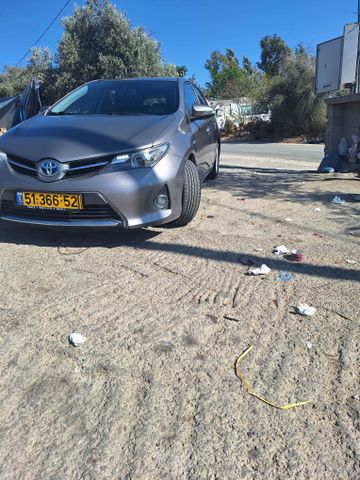 טויוטה אוריס