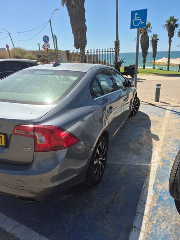 וולוו S60