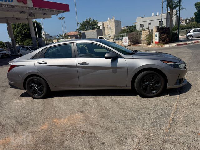 יונדאי אלנטרה