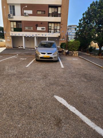 מיצובישי גרנדיס