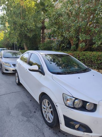 שברולט סוניק
