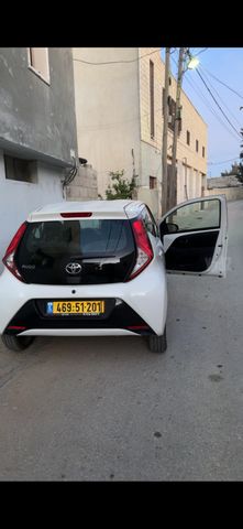 מודעת רכב טויוטה אייגו