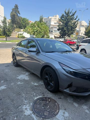 יונדאי אלנטרה