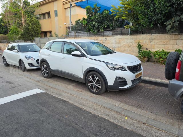 פיג'ו 3008