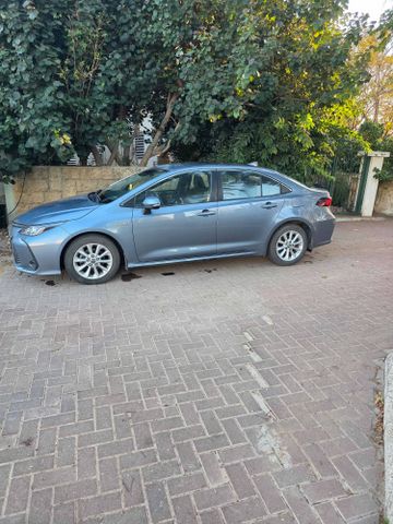 מודעת רכב טויוטה קורולה