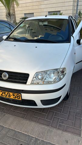 מודעת רכב פיאט פונטו