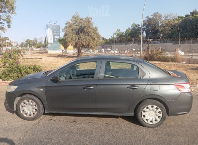 מודעת רכב פיג'ו 301