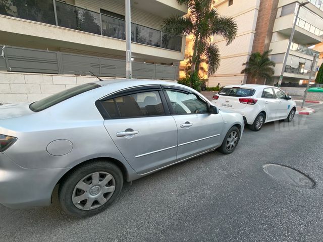 מאזדה 3