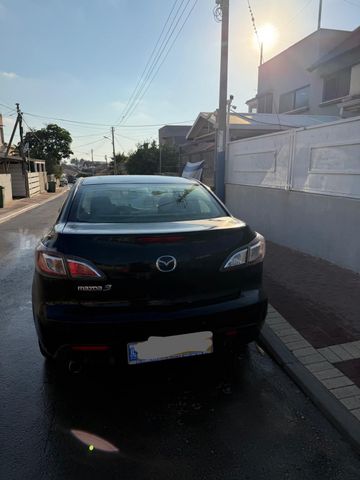 מאזדה 3