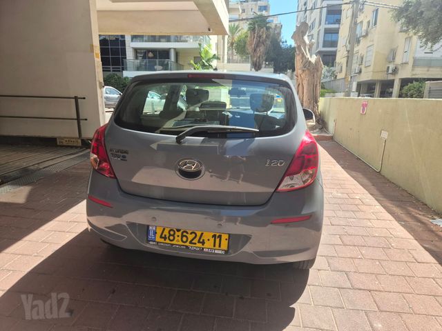 יונדאי i20