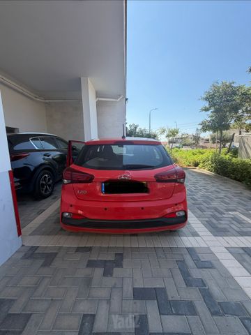 יונדאי i20