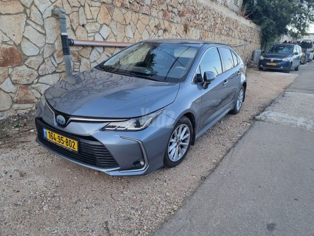 טויוטה קורולה