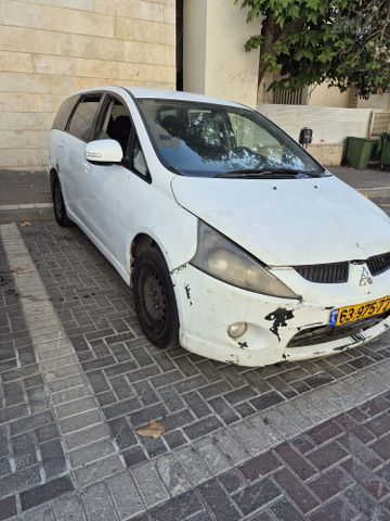 מיצובישי גרנדיס