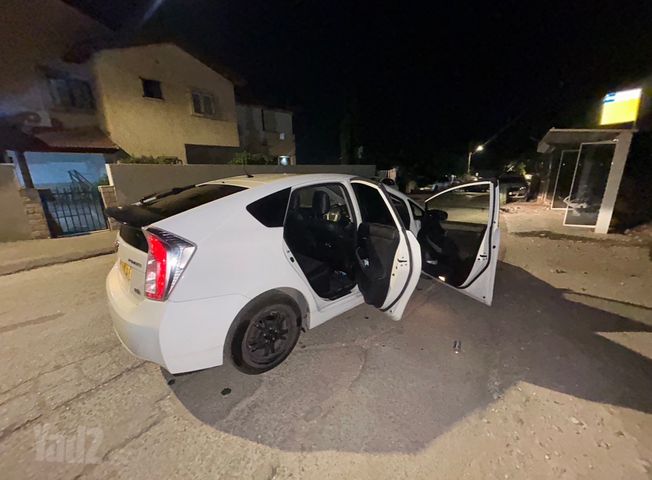 מודעת רכב טויוטה פריוס