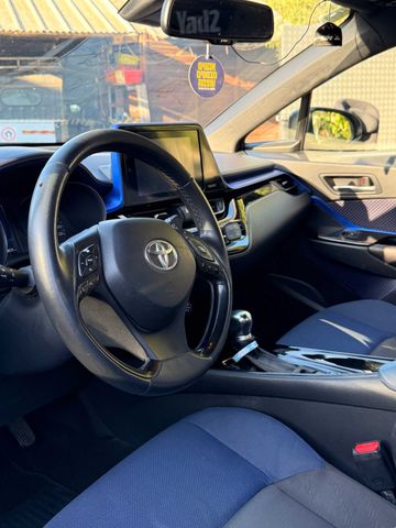 מודעת רכב טויוטה C-HR