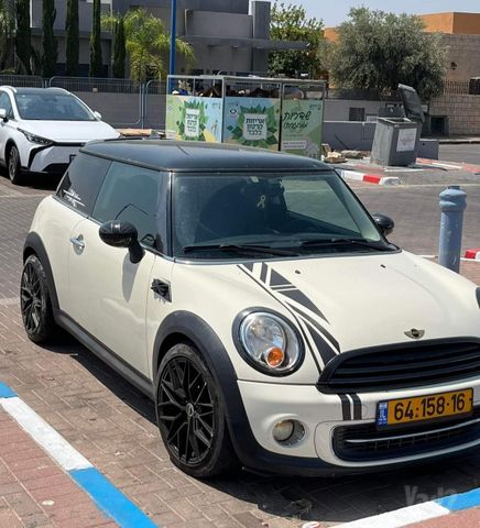 מודעת רכב מיני קופר