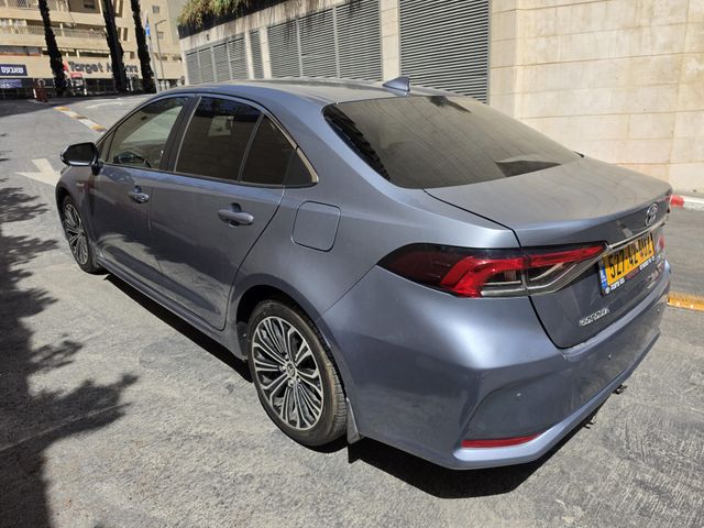 טויוטה קורולה