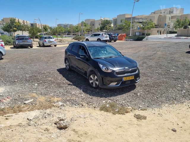 קיה נירו