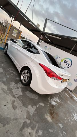 יונדאי I35