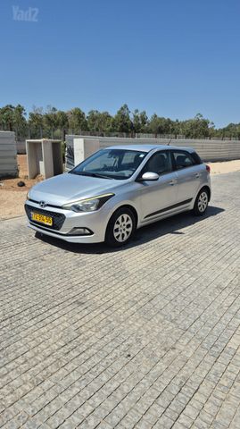 מודעת רכב יונדאי i20