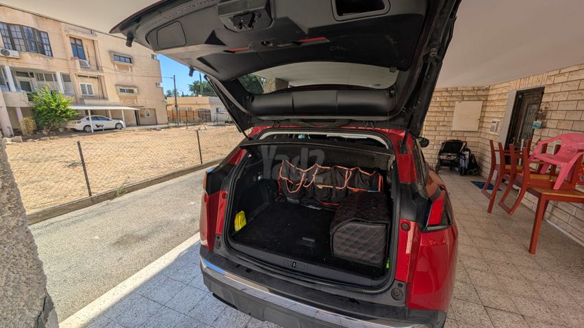 פיג'ו 3008