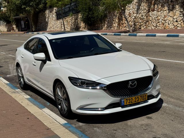 מודעת רכב מאזדה 6
