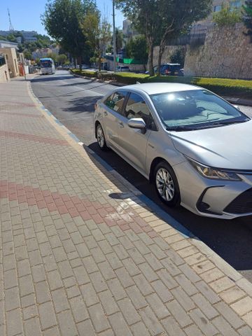 טויוטה קורולה