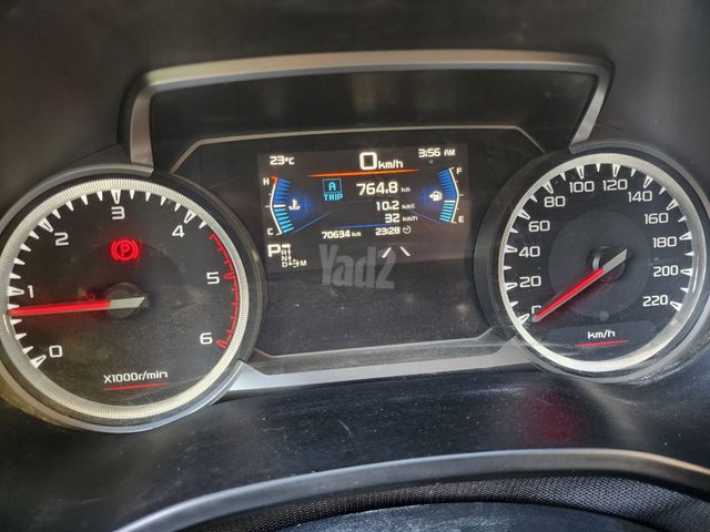 איסוזו די-מקס
