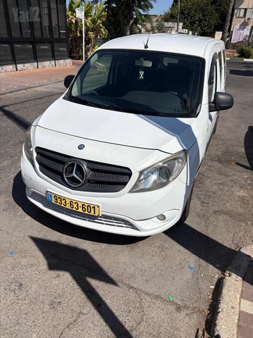 מודעת רכב מרצדס-בנץ סיטאן