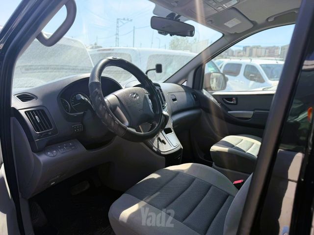 יונדאי H-1 / i800