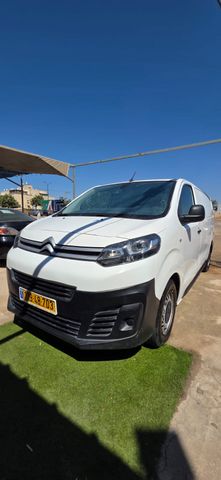מודעת רכב סיטרואן ג'אמפי