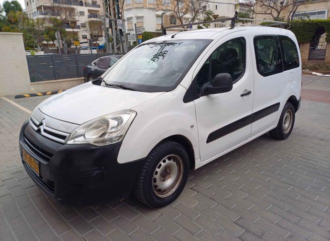 מודעת רכב סיטרואן ברלינגו 