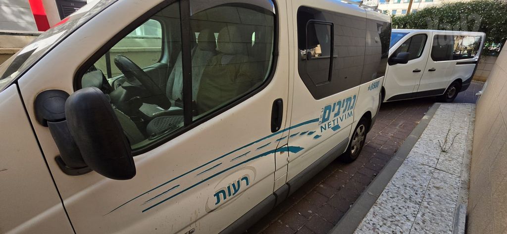 מודעת רכב רנו טראפיק